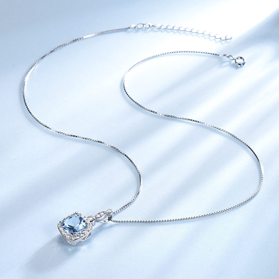 "BlueAura" Set – 4-teiliges Edelstahl-Schmuckset mit hellblauem Stein