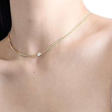 "Golden Grace" – Elegante Solitaire-Halskette