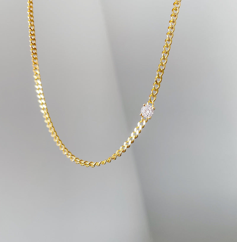 "Golden Grace" – Elegante Solitaire-Halskette