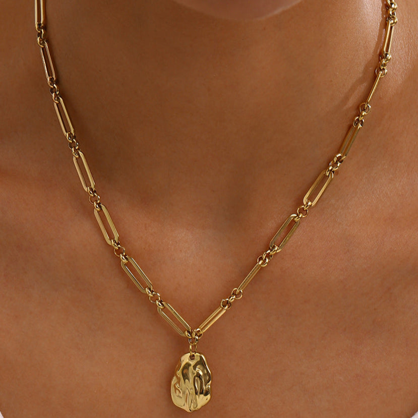 "Golden Geometry" – Damenkette mit Anhänger